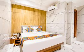 Fabhotel Shubham Inn - Nr Jain Mandir, Bhandup West